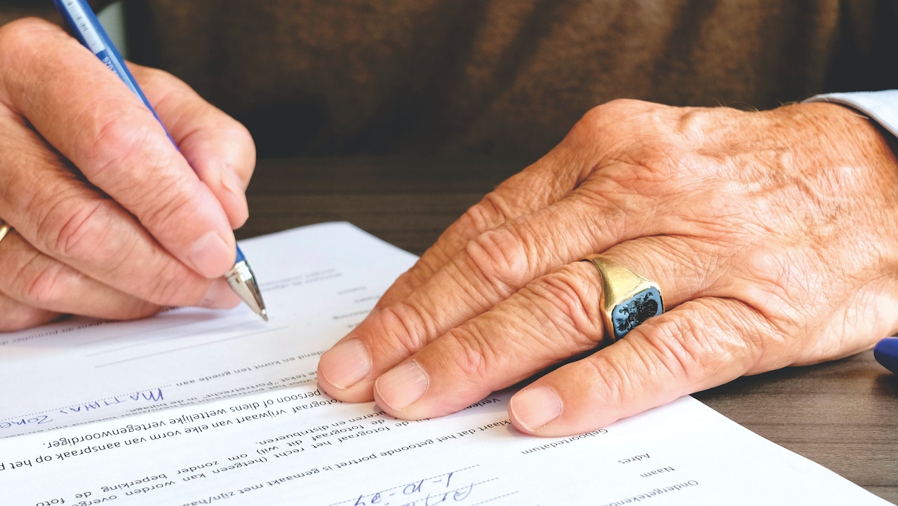 The Role Of Law In Economic Development - Contract Law And Economic Progress