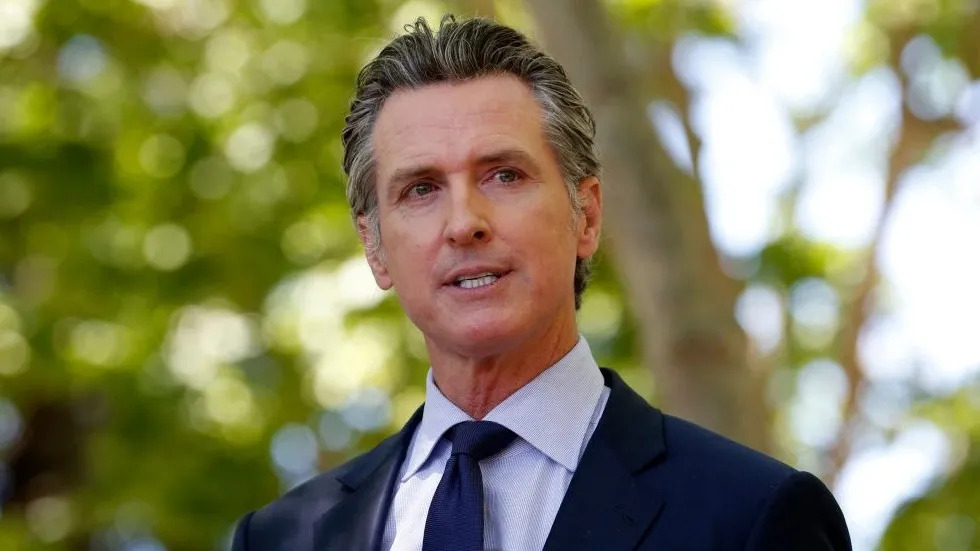 California Governor Mandates Gender-Neutral School Bathrooms By 2026